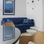 Ea Apartment